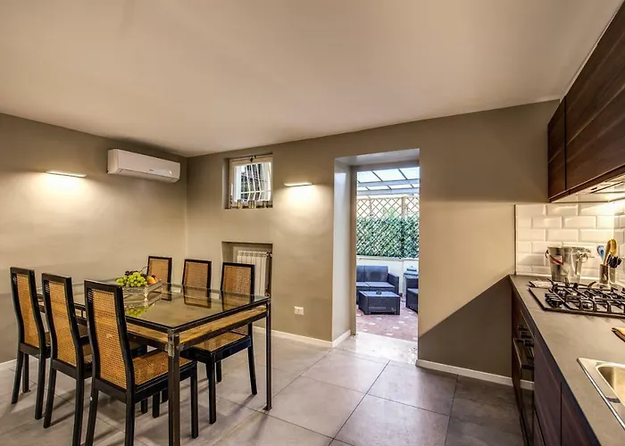 The Spanish Steps Apartment 67